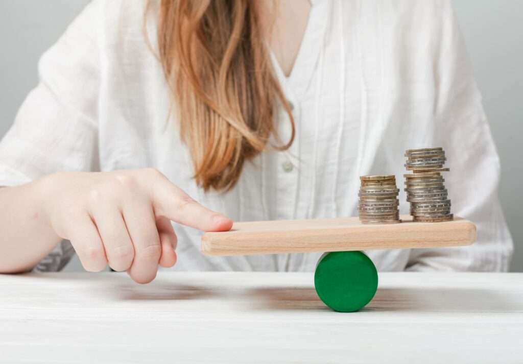Estratégia para construir R$ 5.000 em renda passiva com FIIs