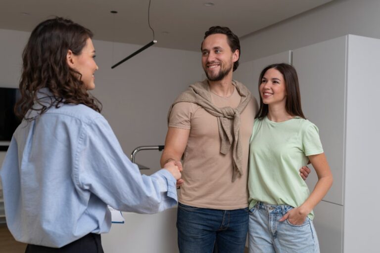 Quanto cobram as empresas que administram Airbnb?